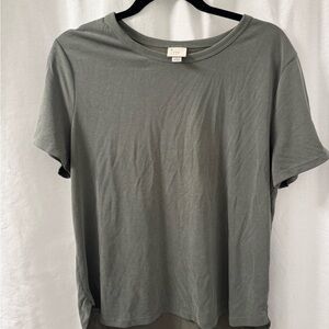 Everyday Crewneck Tee - Green